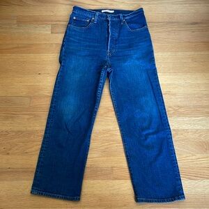 Levi’s Ribcage Straight Ankle jeans, size 30, medium wash